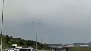 Motosiklet sürücüsünden trafikte tepki çeken hareketler