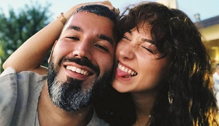 Yeniden evleniyor! Aşk pozları geldi
