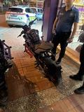 Motosikletle tek teker zerinde gitmenin cezas ar oldu