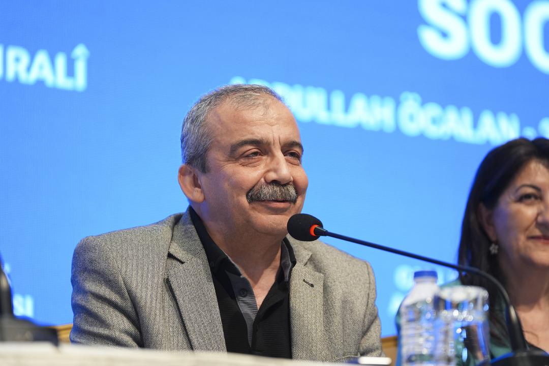 AA-20250503-37834630-37834627-TBMM_BASKANVEKILI_SIRRI_SUREYYA_ONDER_HAYATINI_KAYBETTI