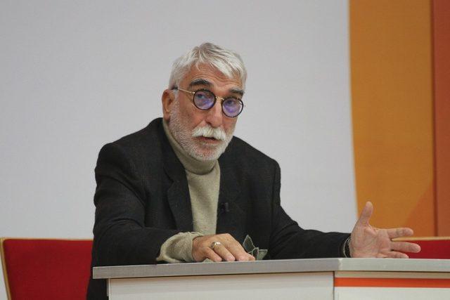 Cezmi Baskın, “Oyunculuk duygu işidir”