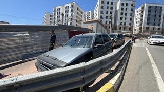Yer: Kocaeli! Otomobil, kırmızı ışıkta bekleyen otomobile çarptı; 2'si çocuk, 5 yaralı