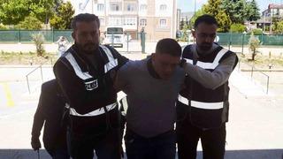 Annesini bıçaklayarak öldüren şahıs alkollü çıktı