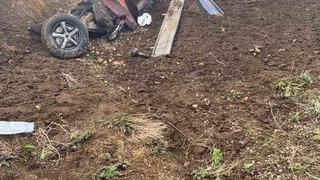 Kontrolden çıkan traktör şarampole yuvarlandı