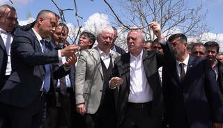 TZOB Başkanı Bayraktar, Kahramanmaraş'ta zirai dondan etkilenen bahçeleri inceledi