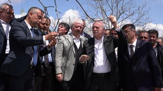 TZOB Başkanı Bayraktar, Kahramanmaraş'ta zirai dondan etkilenen bahçeleri inceledi