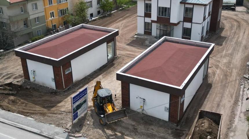 Melikgazi'de sağlık merkezlerine çevre düzenlemesi yapılıyor