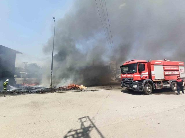 Atık madde yangını itfaiye tarafından söndürüldü