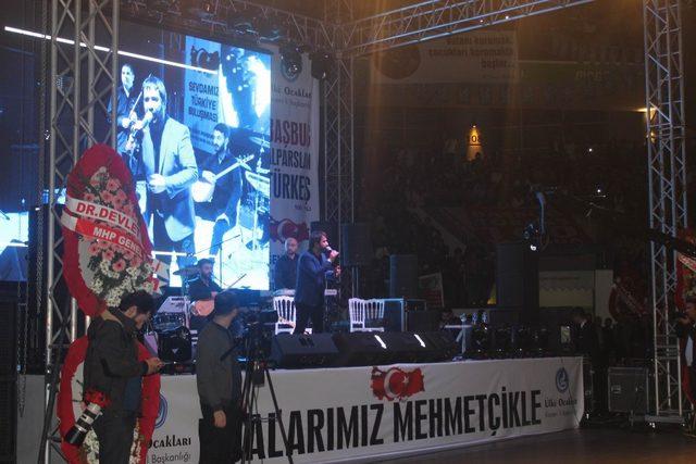 ‘Sevdamız Türkiye’ gecesine binler katıldı