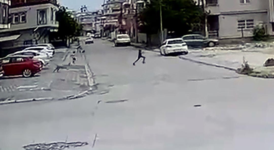 SOKAK-KOPEKLERININ-SALDIRDIGI-COCUGU-ESN_694171_205603