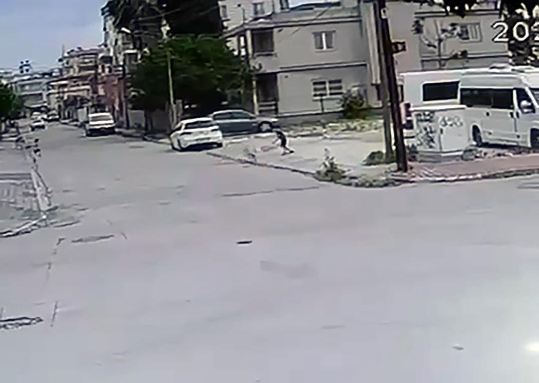 SOKAK-KOPEKLERININ-SALDIRDIGI-COCUGU-ESN_694172_205603