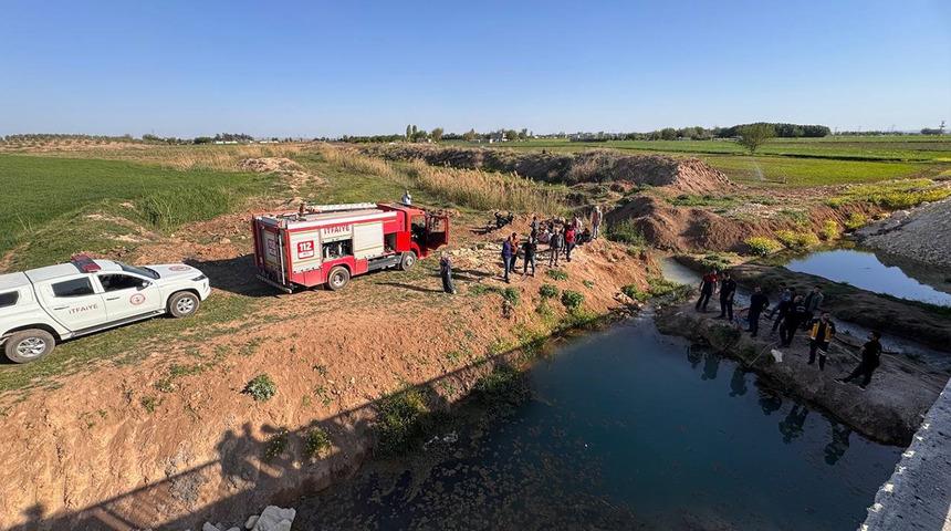 Şanlıurfa'da acı olay! 2 &ccedil;ocuk aileleriyle pikniğe gitmişti... D&uuml;şt&uuml;kleri sulama kanalında boğuldular