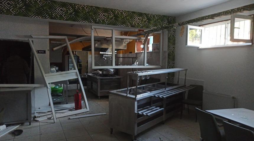 Mutfak tüpü bomba gibi patladı! Faciadan son anda dönülürken ev kullanılamaz hale geldi