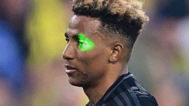 Fenerbahçe-Beşiktaş maçında penaltı kullanacağı sırada Gedson'un gözüne lazer tutulmuştu! O taraftar hakkında yeni gelişme