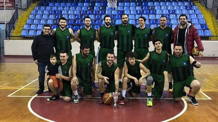 K&uuml;tahya Belediyespor Basketbol Takımı şampiyon