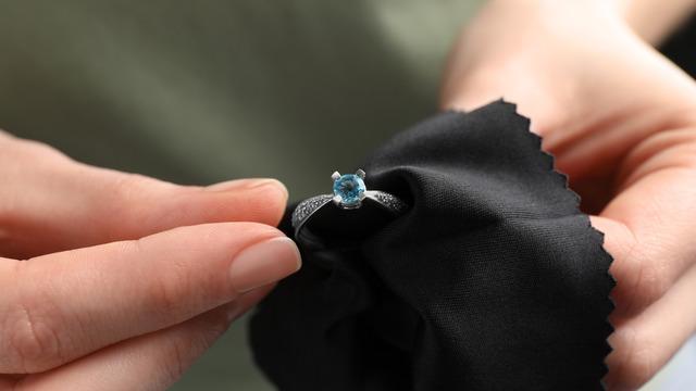 Kararan takılar nasıl parlatılır? Kararan takılar nasıl eski haline döner?