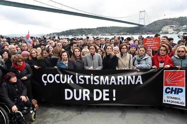 CHP'den 'Cocuk İstismarına Hayır' eylemi