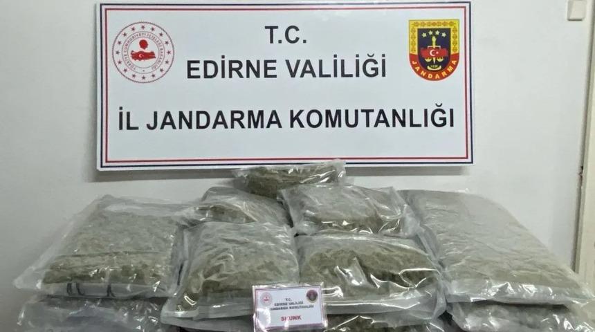 Edirne’de 16.5 kilo skunk ele geçirildi