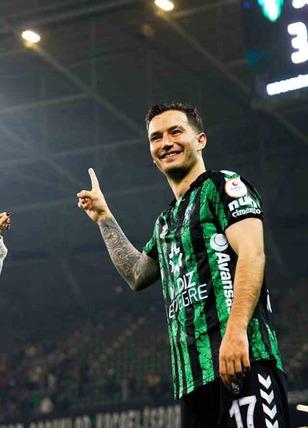 Kocaelispor’da Oğulcan Çağlayan mağlubiyetler için taraftardan özür diledi