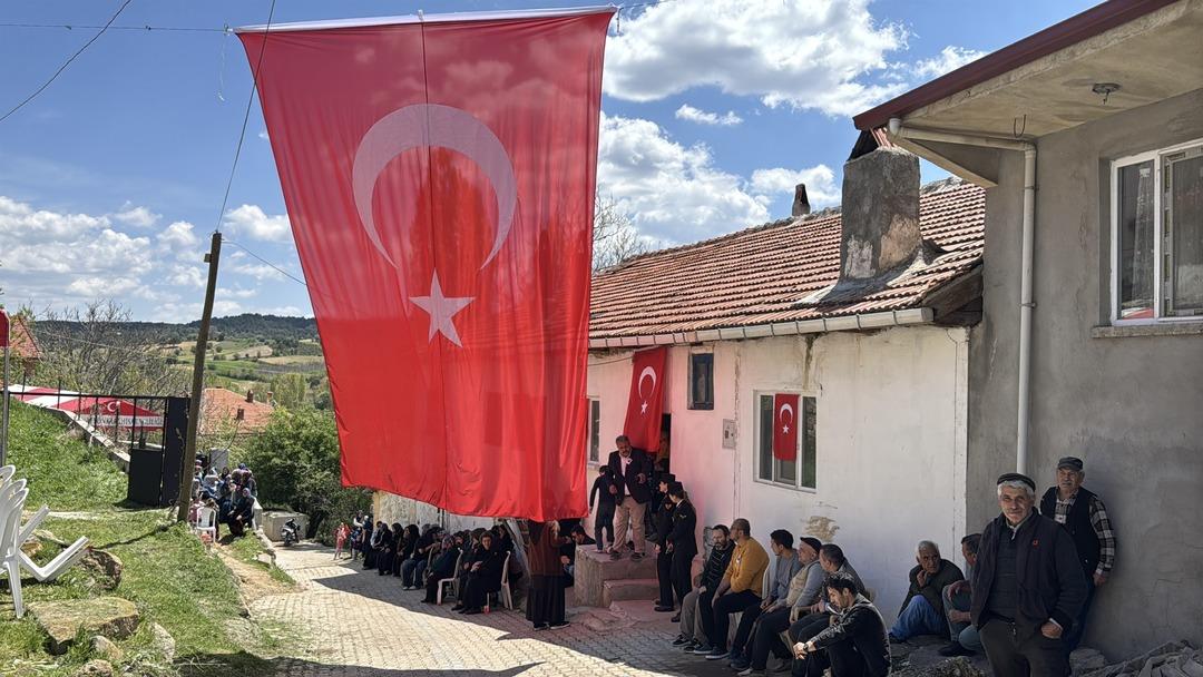 AA-20250505-37851239-37851231-SEHIT_ISTIHKAM_UZMAN_CAVUS_ONDER_OZENIN_CENAZESI_AFYONKARAHISARDA_SON_YOLCULUGUNA_UGURLANDI