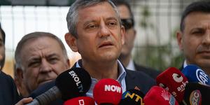 Özgür Özel: ‘Şüpheyle yaklaştığım bir kişi var! Bizi zorla oradan geçirtti’