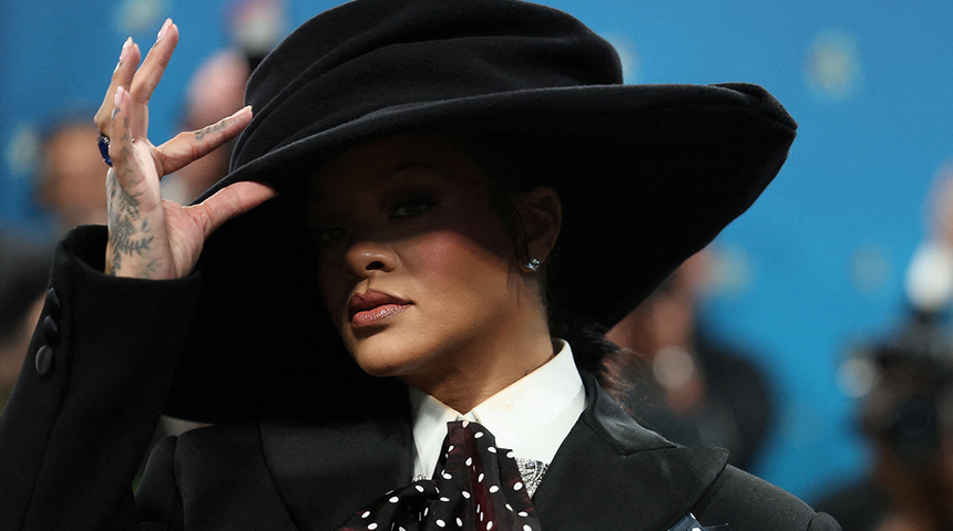 Rihanna 3. kez hamile! 2025 Met Gala’da hamile stiliyle öne çıktı