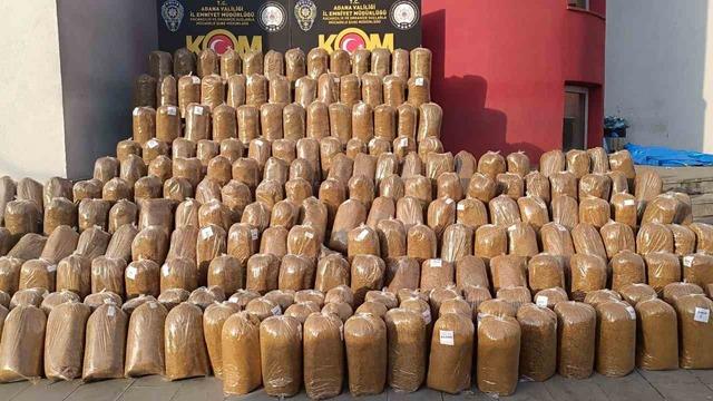 Adana’da 4 araçta 2 ton kaçak tütün ele geçirildi: 6 gözaltı