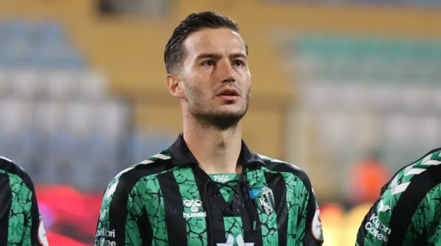 Kocaelispor’da Oğulcan Çağlayan mağlubiyetler için taraftardan özür diledi
