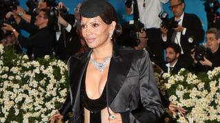 Halle Berry, Met Gala 2025 kırmızı halısında iç çamaşırsız görünümüyle eleştirildi