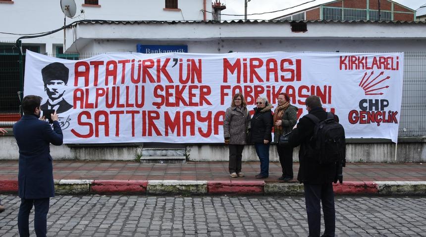 Alpullu Şeker Fabrikası &ouml;n&uuml;nde '&ouml;zelleştirme' protestosu