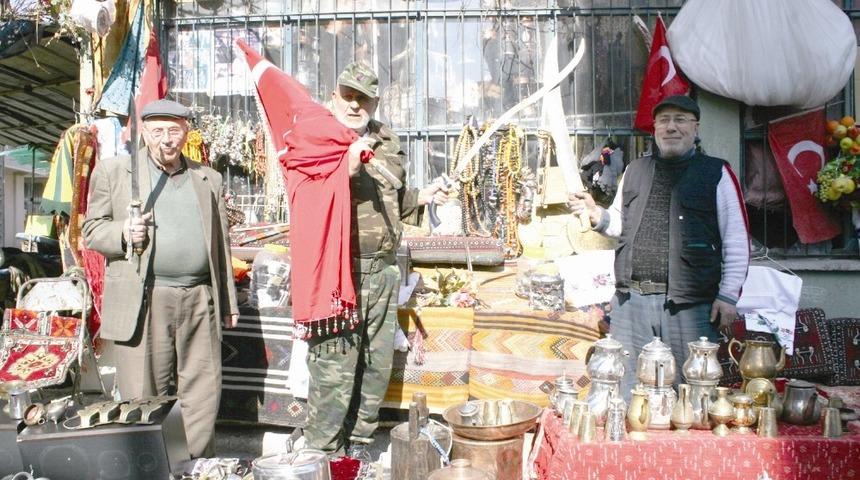 Askeri kamuflajı giydi, Afrin&rsquo; e gitmek istiyor