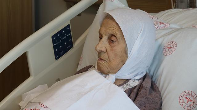 Asırlık mucize: 104 Yaşında hayata yeniden 'merhaba' dedi! Kalp ameliyatını başarıyla atlattı...