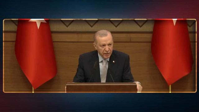 Cumhurbaşkanı Erdoğan, Eline her mikrofon, kamera alan gazeteci değildir diyerek 'Sokak röportajlarını' hedef aldı! Milleti provoke eden hiç kimse gazeteci olamaz