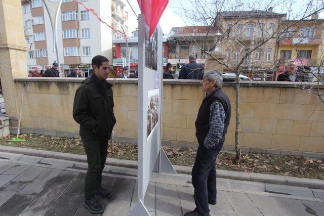 Bayburt’ta Ermeni Mezalimi’’  konulu fotoğraf sergisi Yakutiye Cami bahçesine taşındı