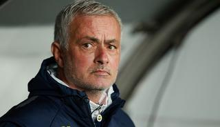 Fenerbahçe'de Jose Mourinho ile yollar ayrılıyor! Yerine gelecek adaylardan en güçlüleri belli oldu...