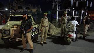 Pakistan’da askeri araca bombalı saldırı: 7 ölü