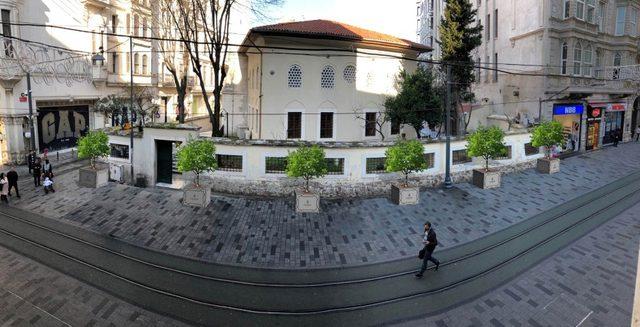 İstiklal Caddesi’nde peyzaj çalışmaları