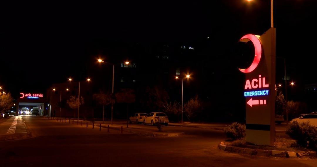 AVUKAT-SILAHLI-SALDIRIDA-AYAKLARINDAN-V_698216_206749