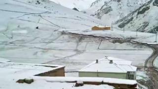 Mayıs ayında kar yağış! İlçe beyaza büründü