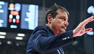 Anadolu Efes, son maçta dramatik şekilde yıkıldı...