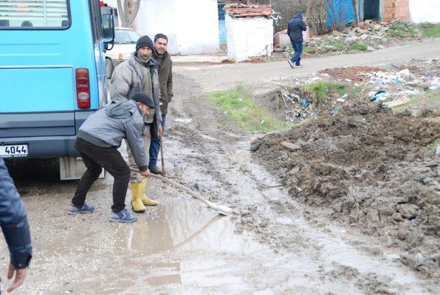 Bozuk yol eylemi