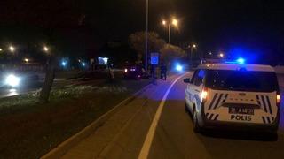 Kayseri'de otomobil ağaçlara çarpıp ters döndü: 2 yaralı