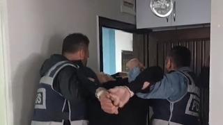 ’Hırsızlık’ suçundan aranıyordu, saklandığı adreste yakalandı