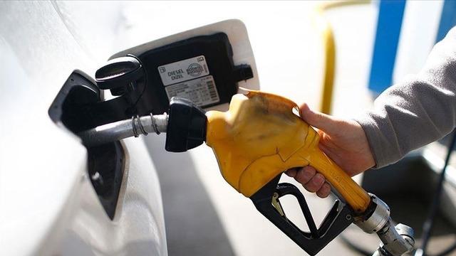 İndirim geldi, yeni akaryakıt fiyatları tabelaya yansıdı! (7 Mayıs Çarşamba güncel benzin - motorin fiyatları)