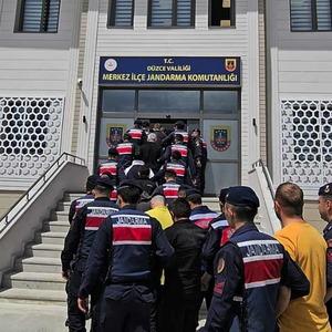 Düzce'de uyuşturucu operasyonu! 60 şüpheli yakalandı