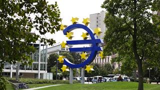 Avro Bölgesi'nde perakende satışlar martta geriledi