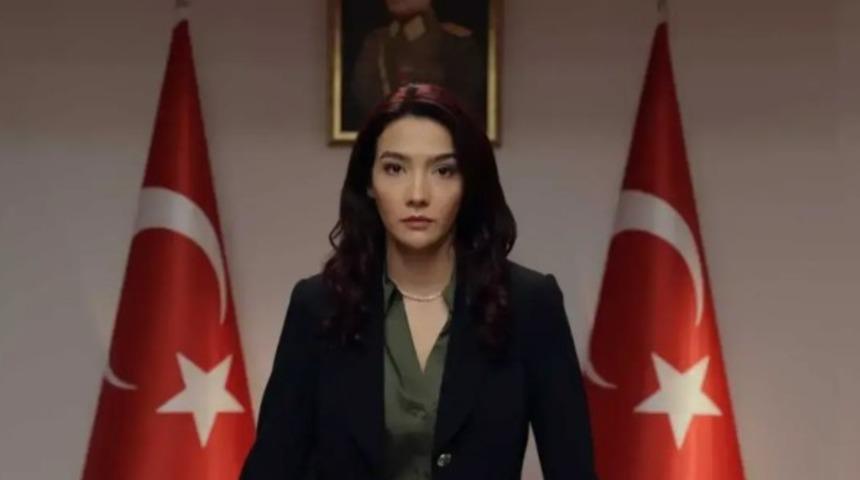 Aybüke Pusat Teşkilat dizisinden apar topar çıkartılmıştı! TRT Genel Müdürü Zahid Sobacı'dan ilk yorum! 'Yaşam tarzına bakılsaydı...'