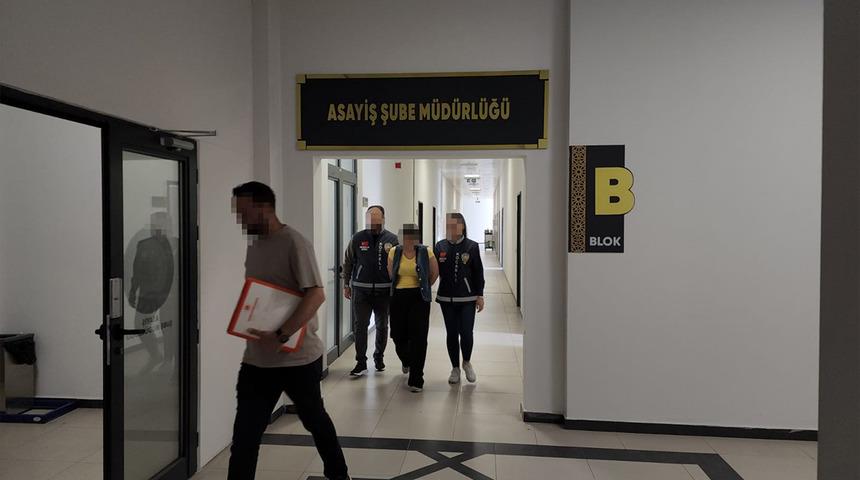 Kocaeli'de 3 ayrı evden binlerce liralık vurgun yaptılar! 2 hırsızın suç kaydı akıllara durgunluk getirdi