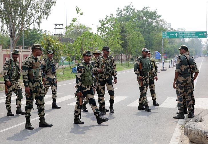 Topçu atışı başladı! Hindistan-Pakistan savaşında yeni aşamaya geçildi... İntikam yemini etti G3