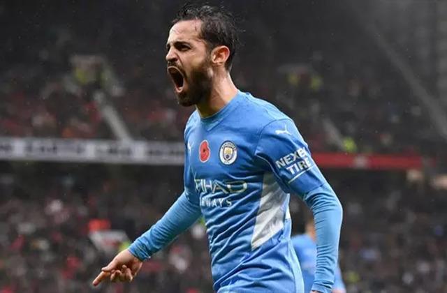 Galatasaray Manchester City'nin yıldızı için devrede! Mertens'in yerine gelecek